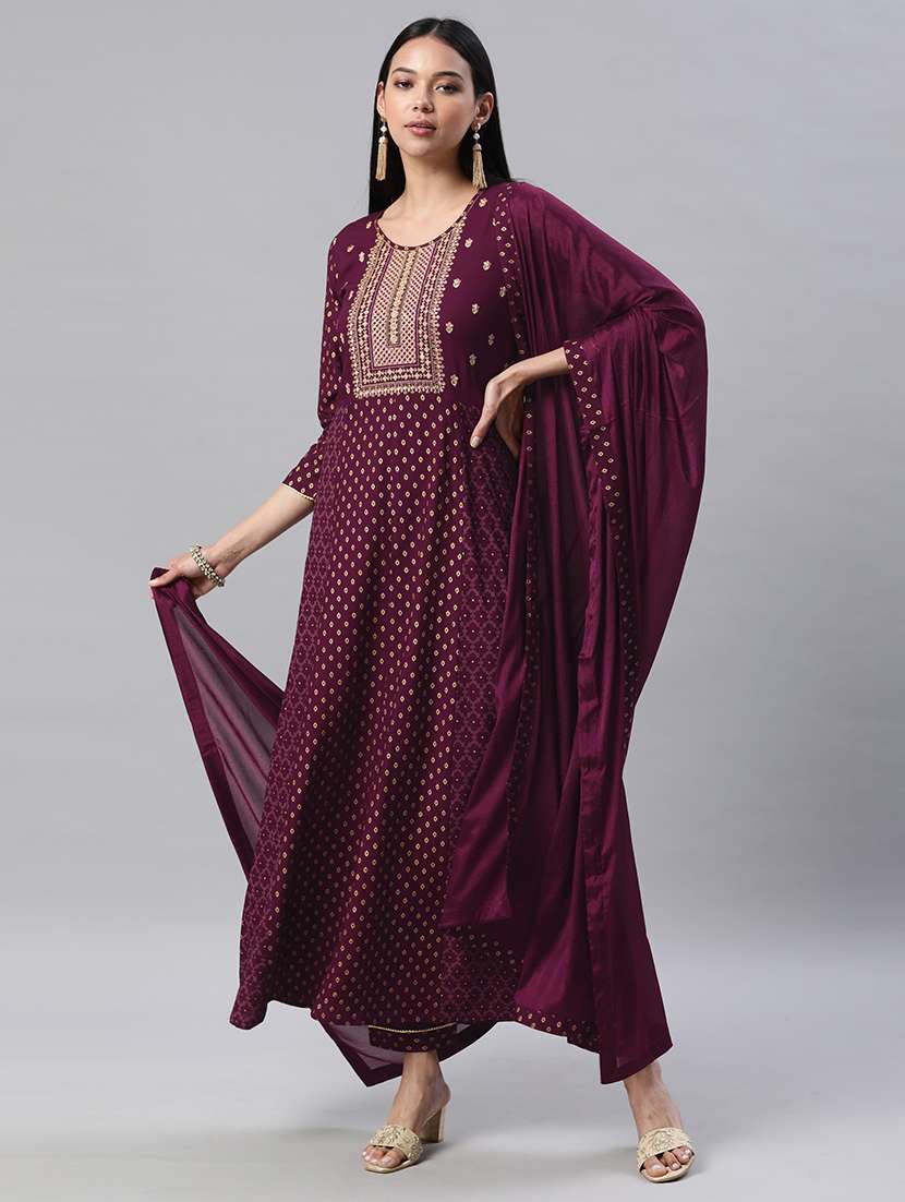 women kurta pant set with dupatta - 21230437 - Zoom Image - 0