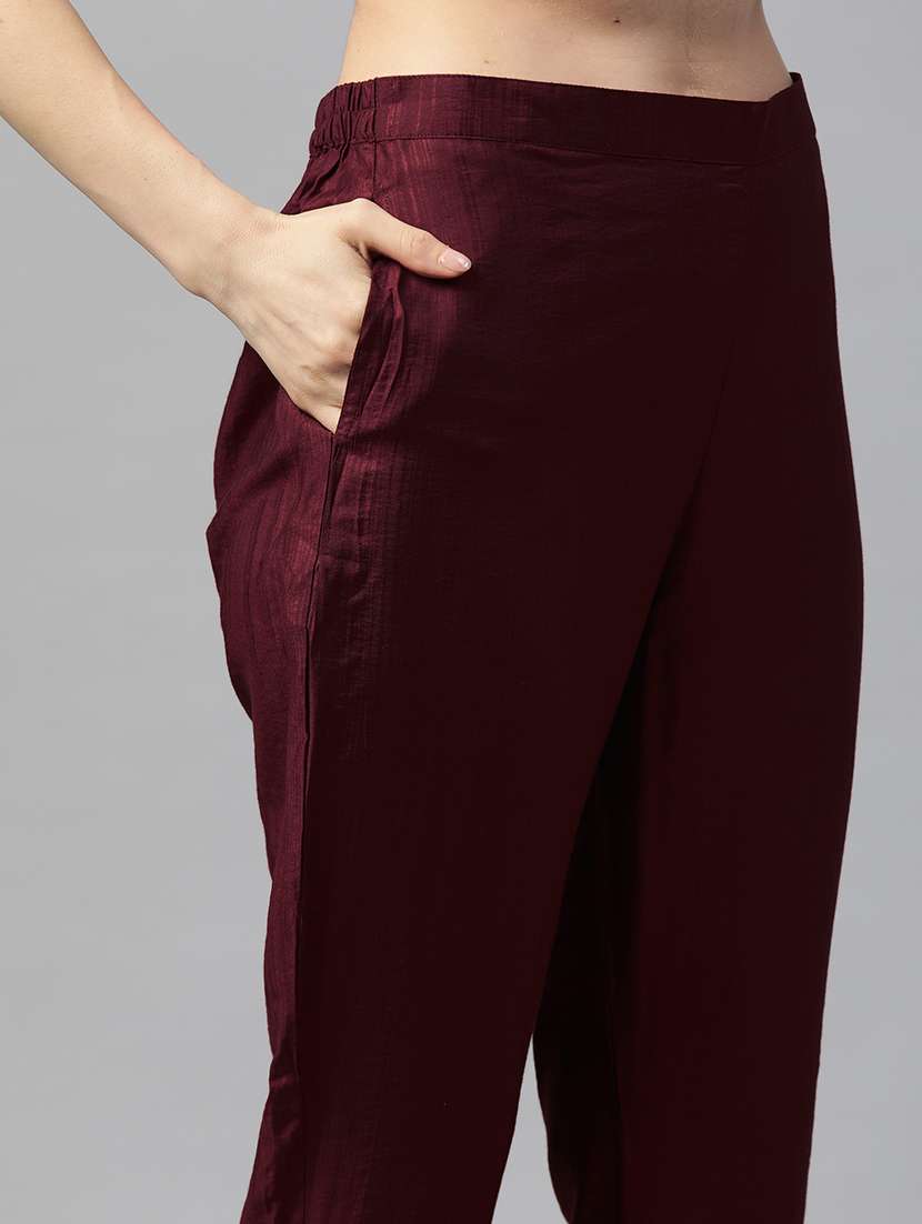 women kurta pant set with dupatta - 21230584 - Standard Image - 3