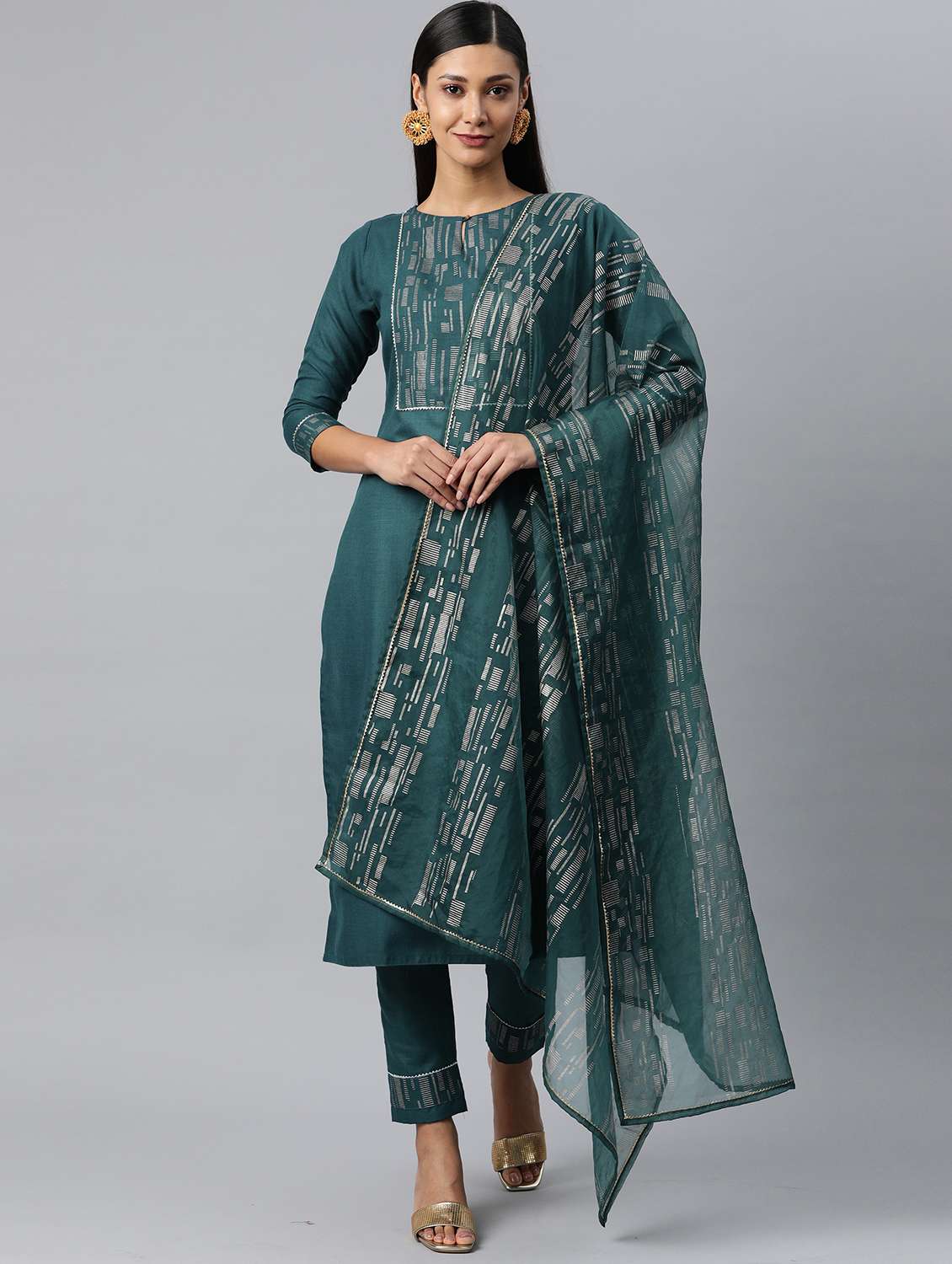 women kurta pant set with dupatta