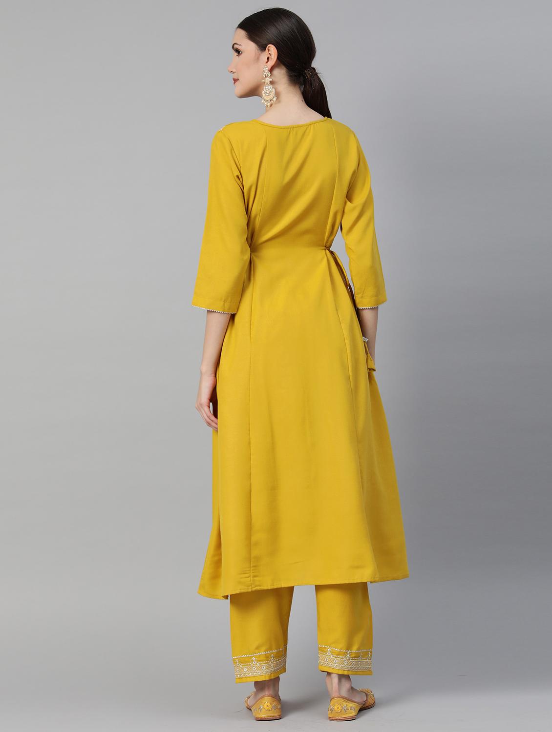women round neck kurta pant set - 21230796 - Standard Image - 3