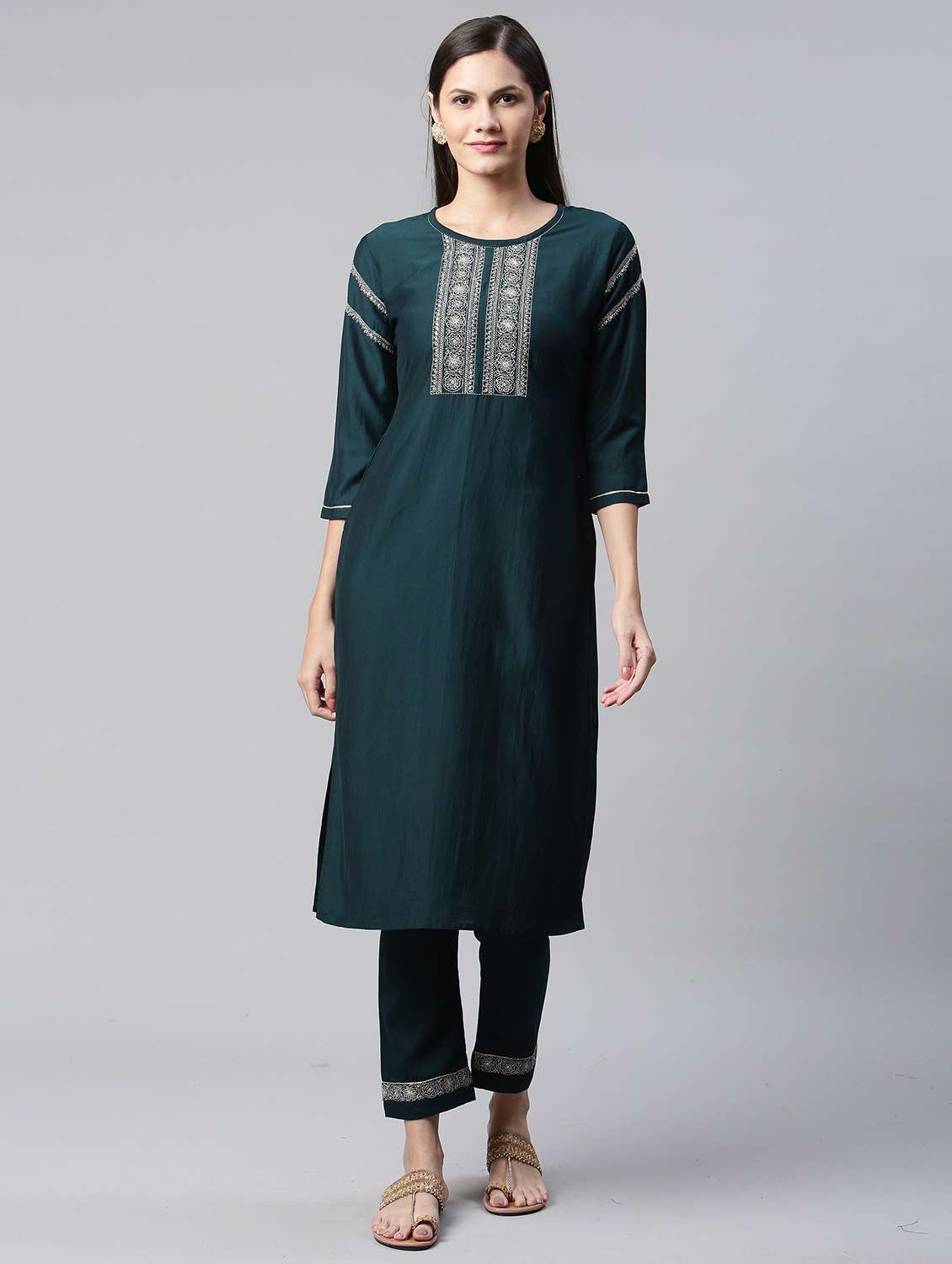 women round neck kurta pant set - 21230825 - Zoom Image - 0