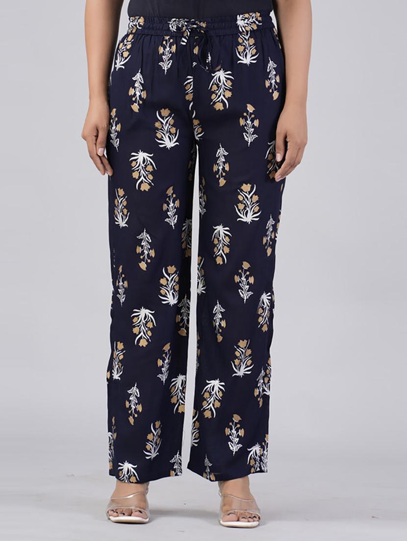 women straight fit printed palazzo