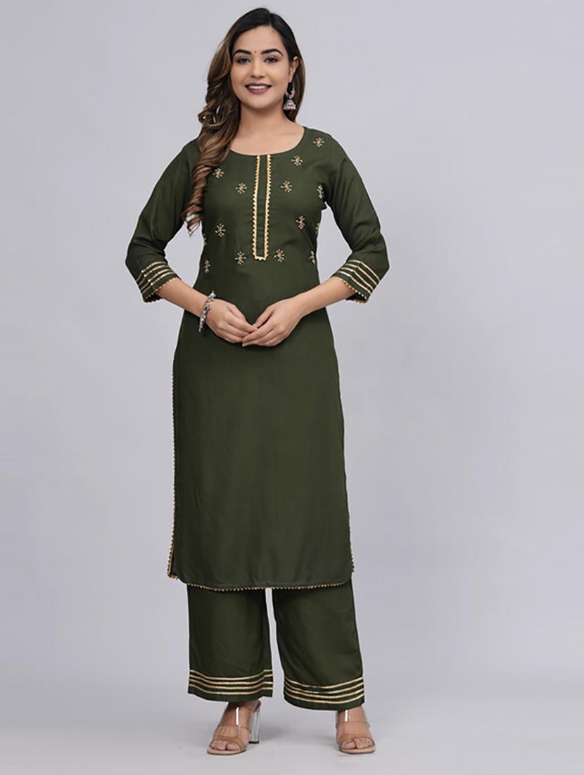 women round neck kurta palazzo set