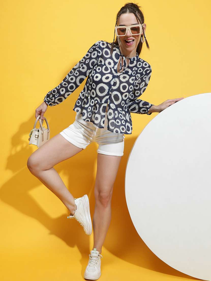 women printed key hole neck top - 21232336 -  Standard Image - 3