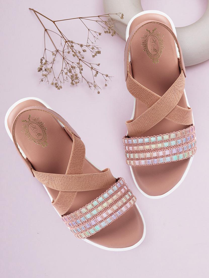 pink slip on wedge - 21233172 -  Zoom Image - 0