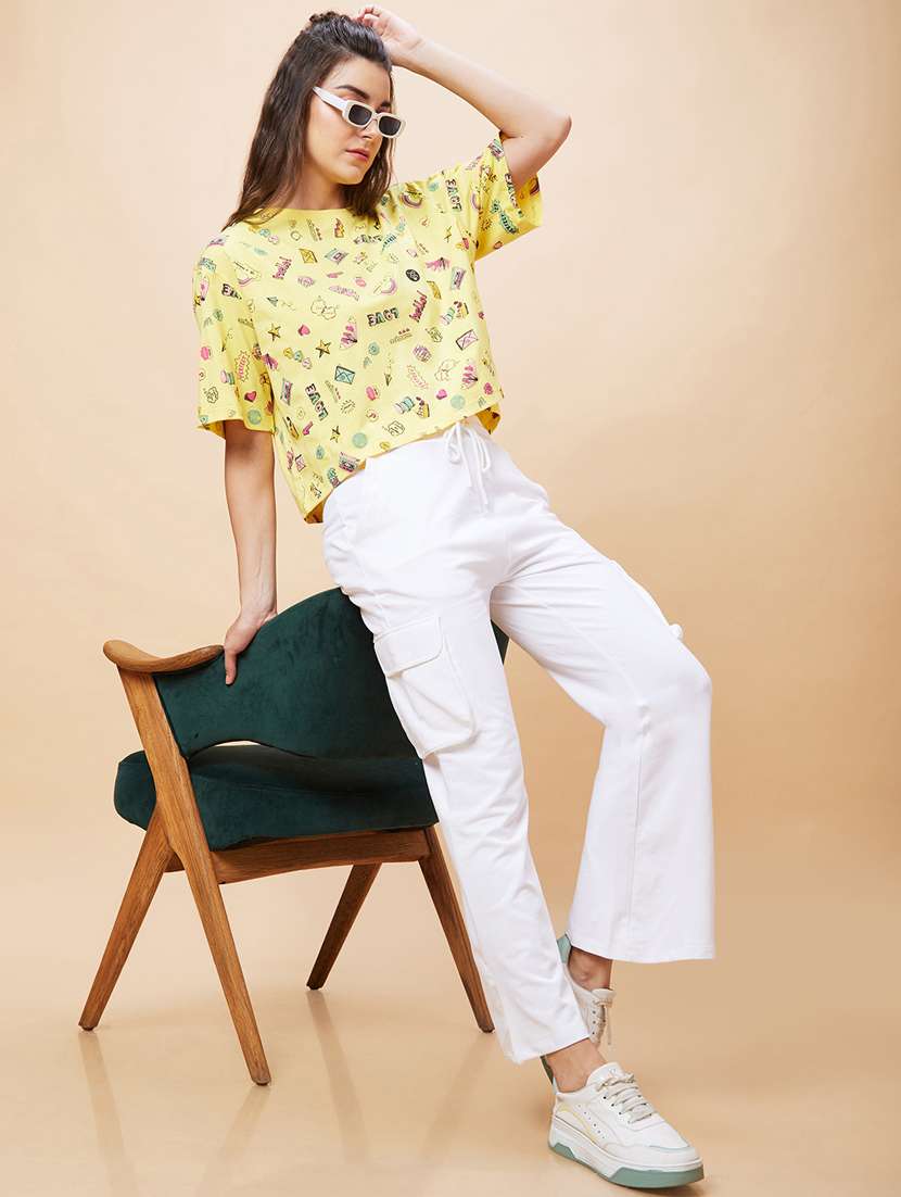 women round neck printed boxy t-shirt - 21237752 -  Standard Image - 3