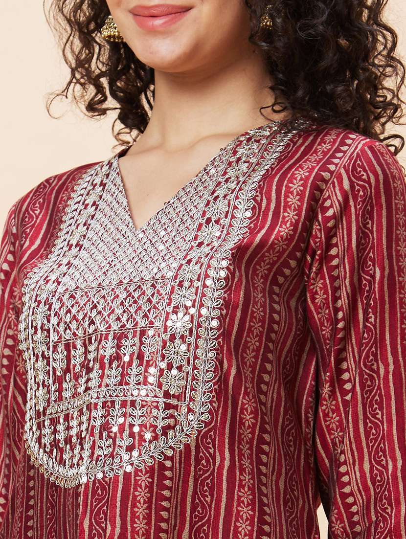 women three quarter sleeve straight kurta - 21237785 -  Standard Image - 5