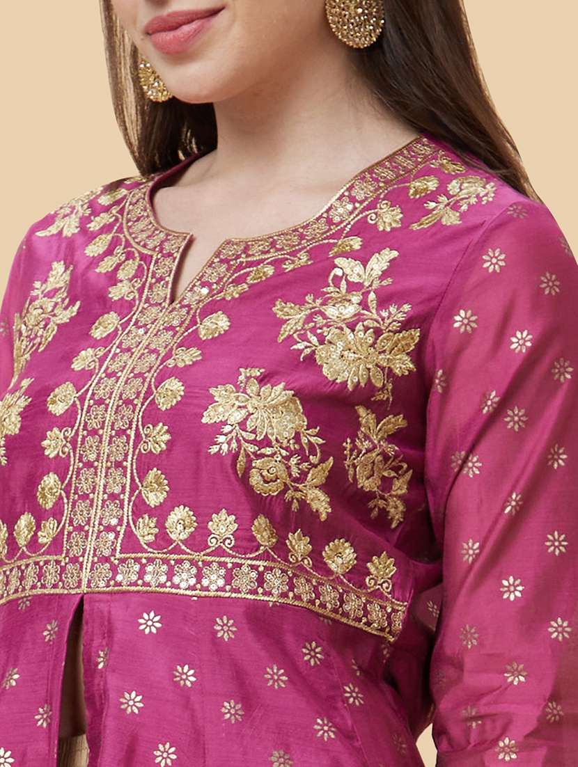 women three quarter sleeve a-line kurta - 21237810 -  Standard Image - 5