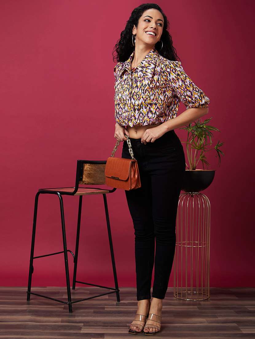 printed crop top for women - 21237899 -  Standard Image - 3