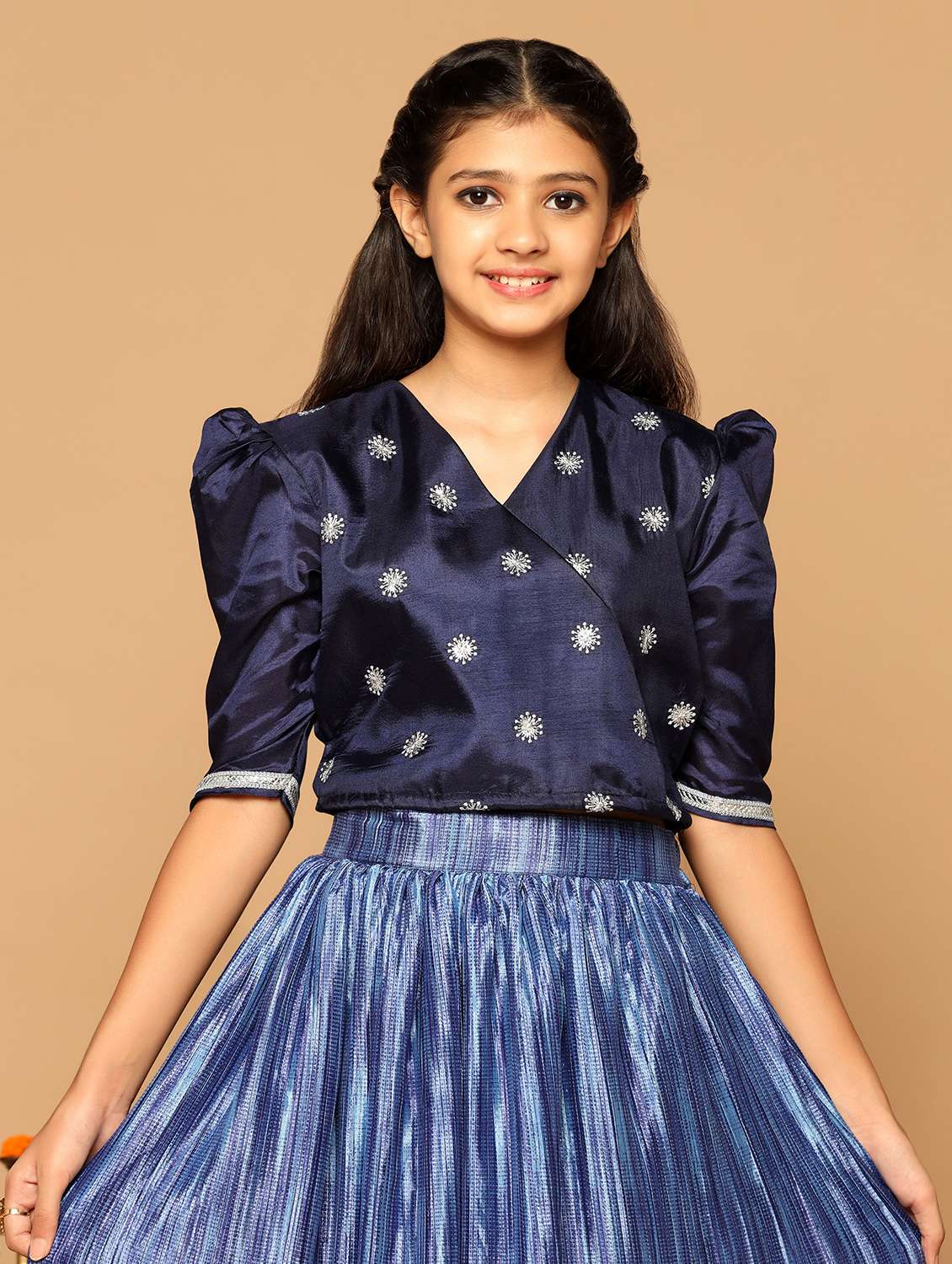 girls navy blue v neck lehenga choli - 21243648 -  Standard Image - 3