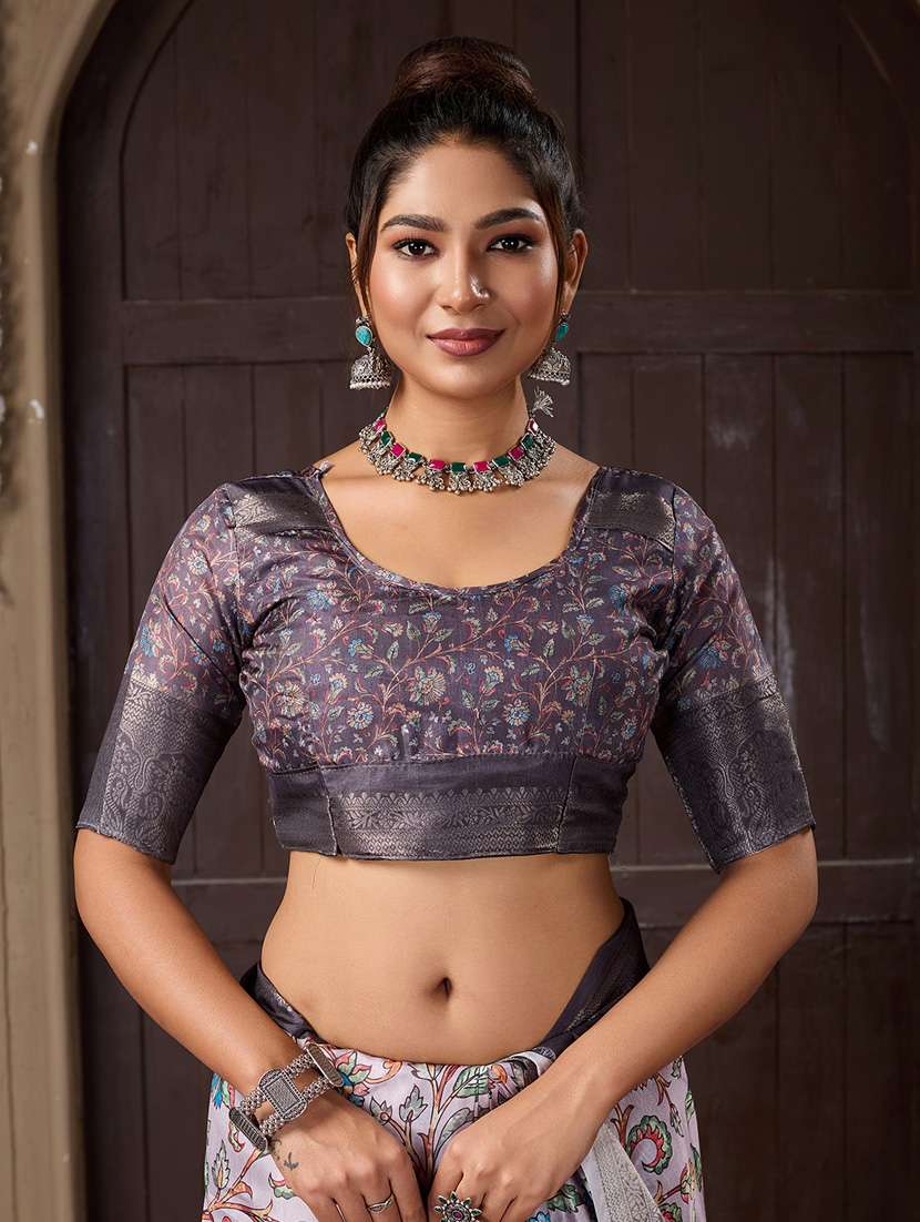 women printed bordered saree with blouse - 21244410 - Standard Image - 3