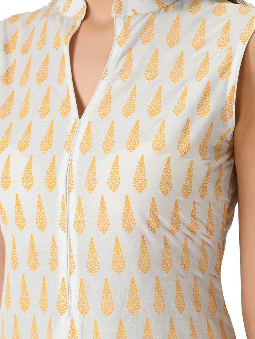 women sleeveless printed kurta - 21244785 - Standard Image - 3