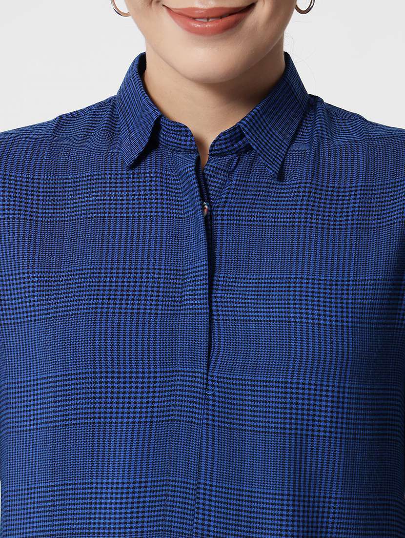 women collared checks regular shirt - 21244975 -  Standard Image - 5