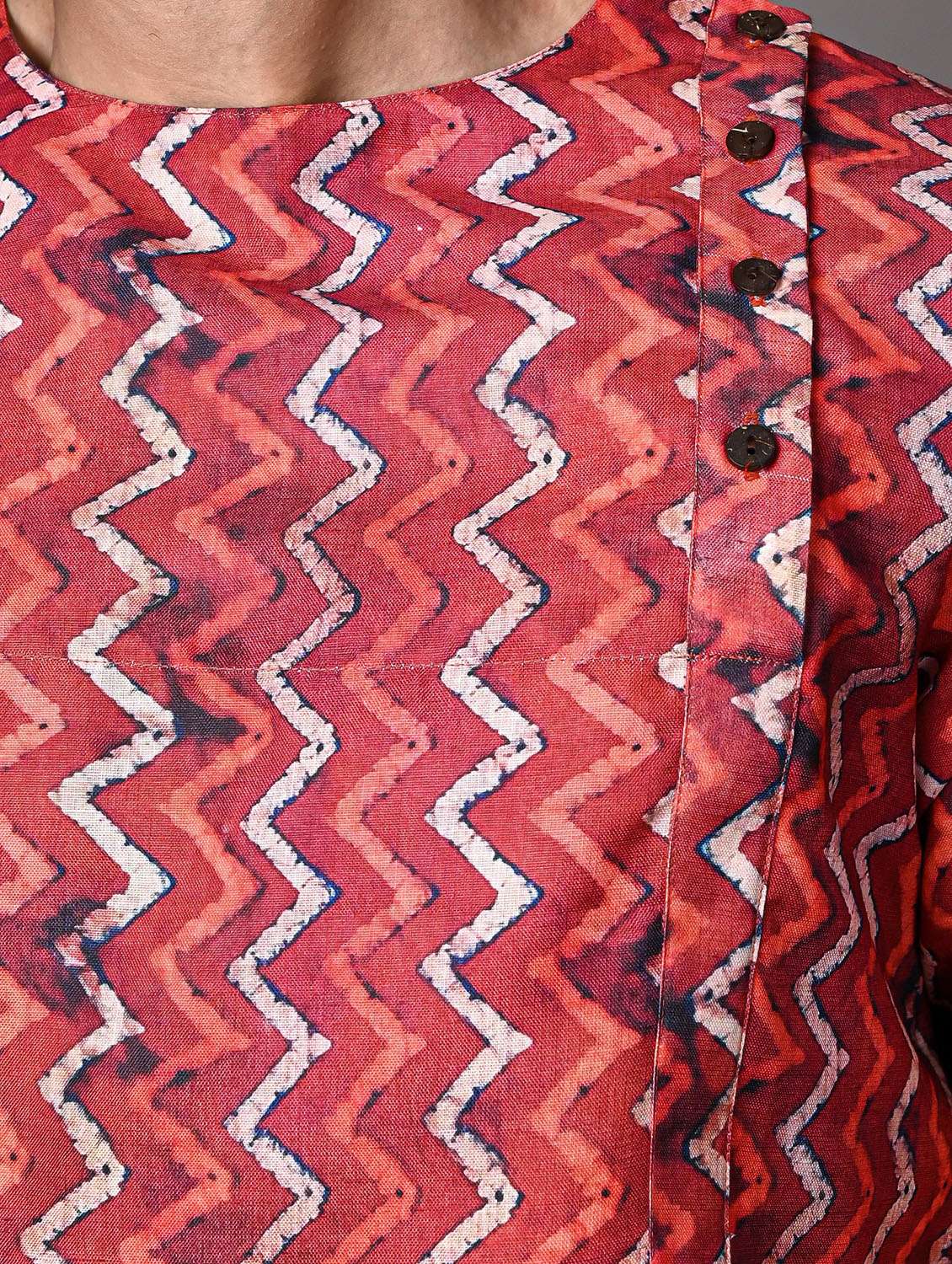 men overlap neck printed long kurta - 21245121 -  Standard Image - 3