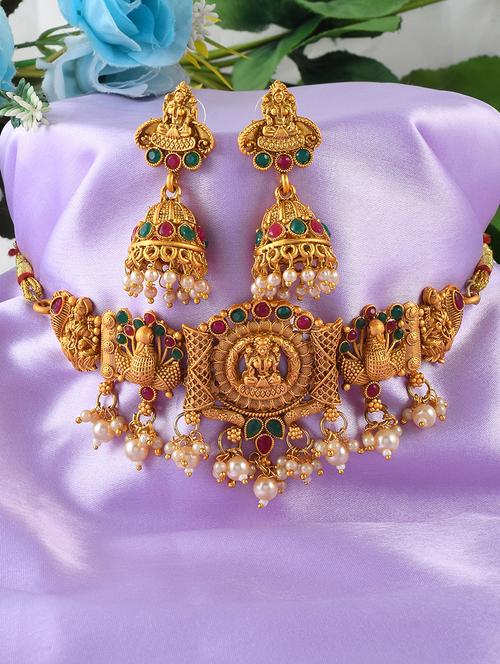 gold brass short necklace - 21246738 - Standard Image - 0