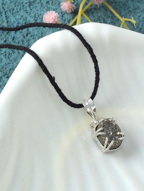 silver pendant - 21246891 - Standard Image - 0