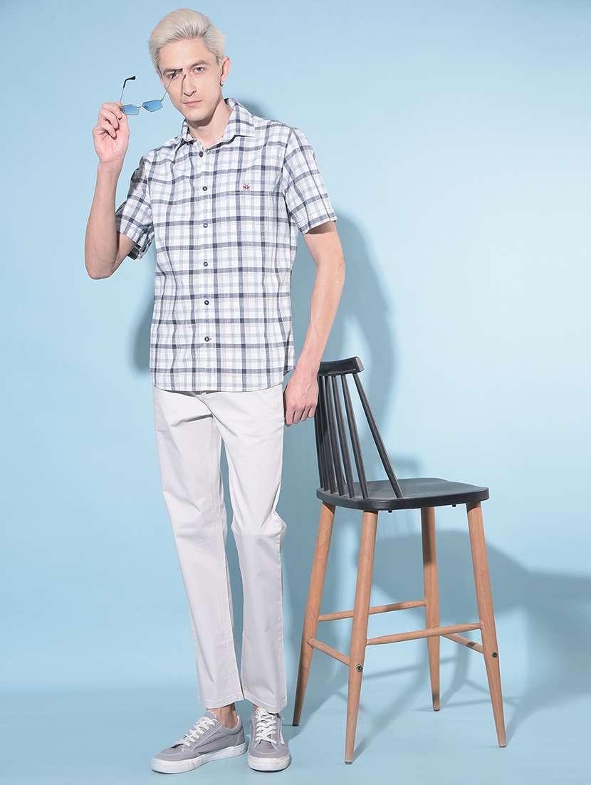 men solid mid rise chinos - 21247845 -  Standard Image - 5