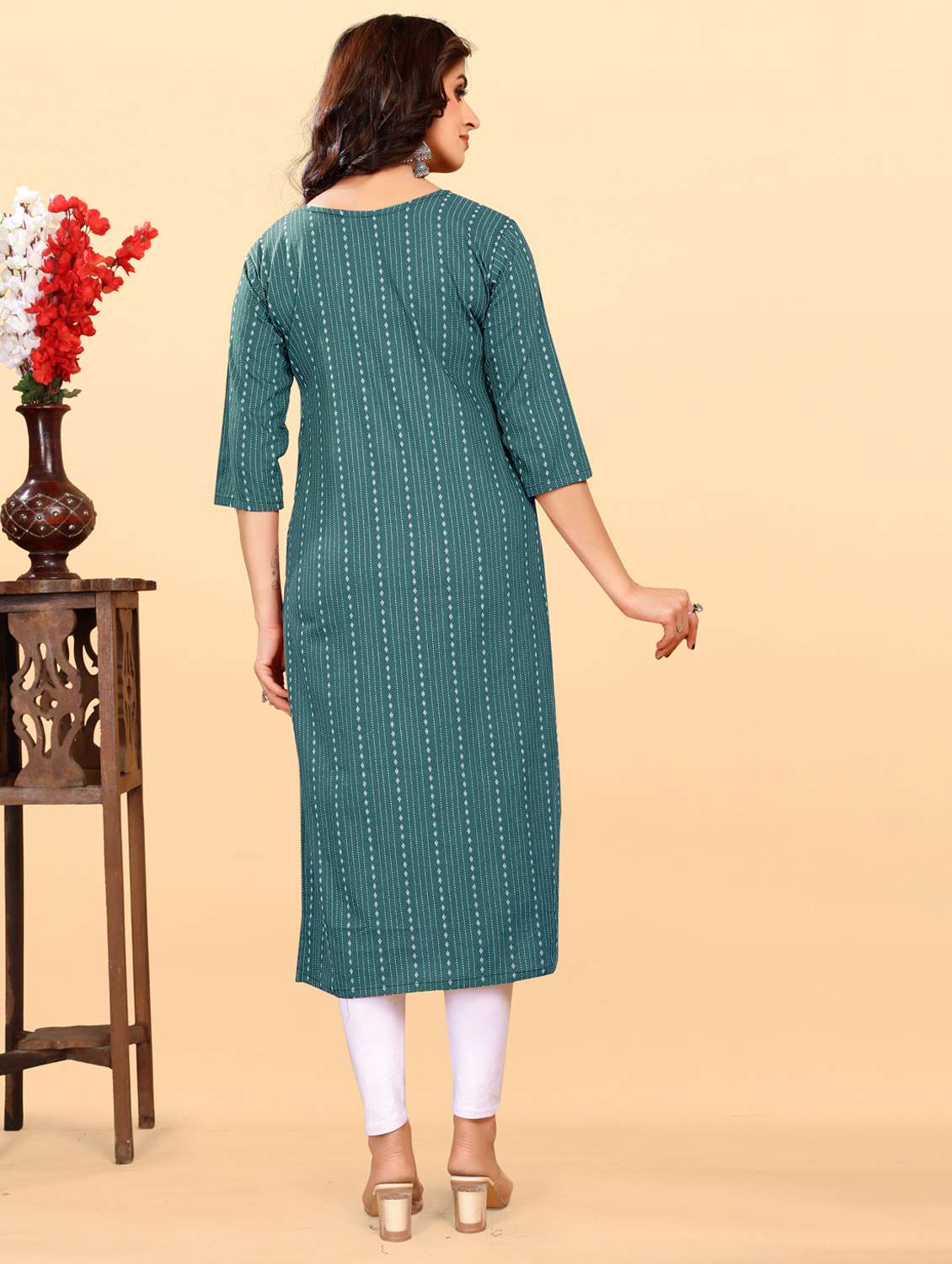 women three quarter sleeve straight kurta - 21252310 -  Standard Image - 3