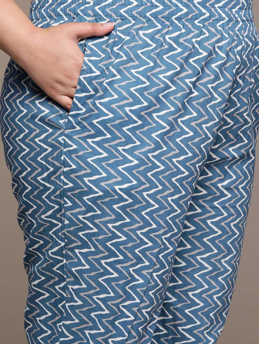 women blue kurta pant set with dupatta - 21252908 -  Standard Image - 3