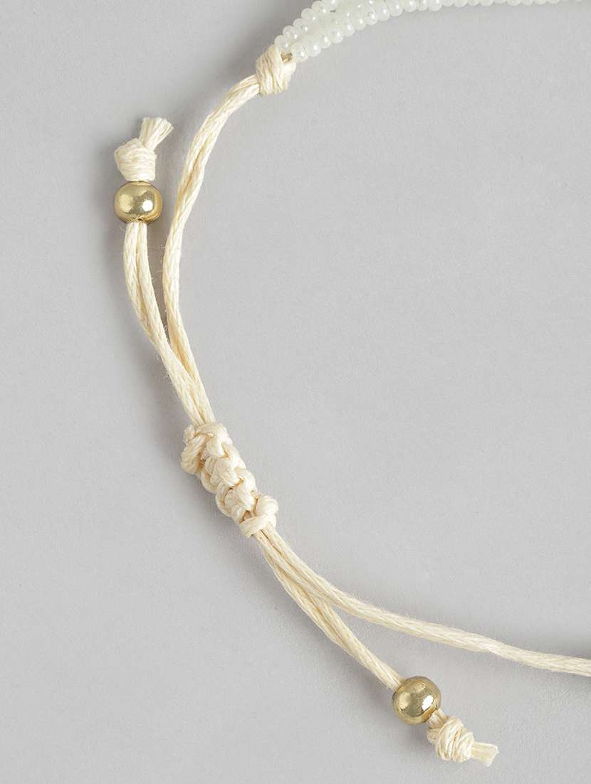 white beaded bracelet - 21252989 -  Standard Image - 3