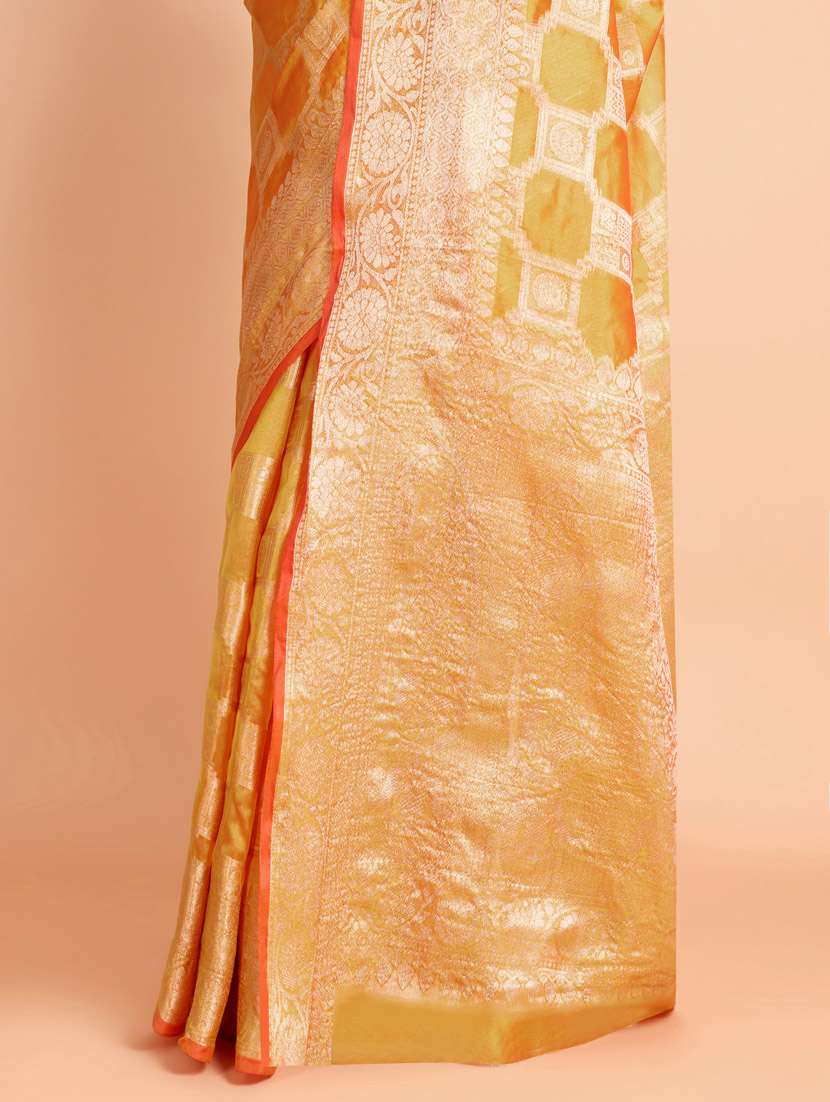 women self design banarasi saree with blouse - 21253414 -  Standard Image - 5