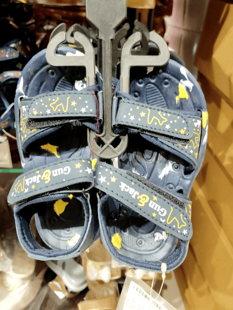 green pu (polyurethane) sandal - 21254846 - Zoom Image - 0