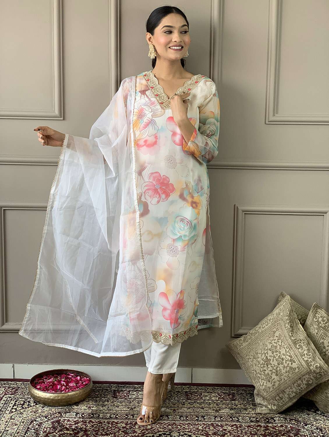 off white organza straight kurta - 21255757 - Zoom Image - 0