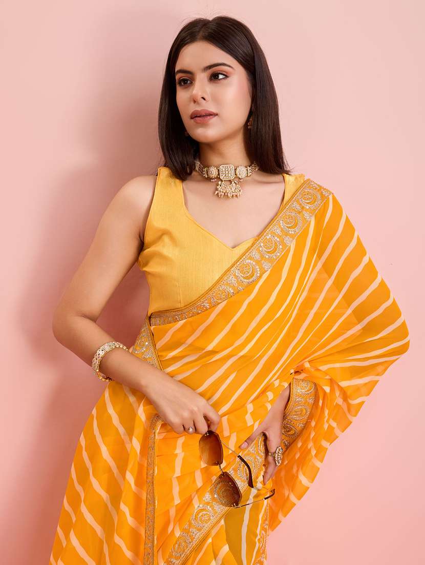 women lehariya bordered saree with blouse - 21257490 -  Standard Image - 3