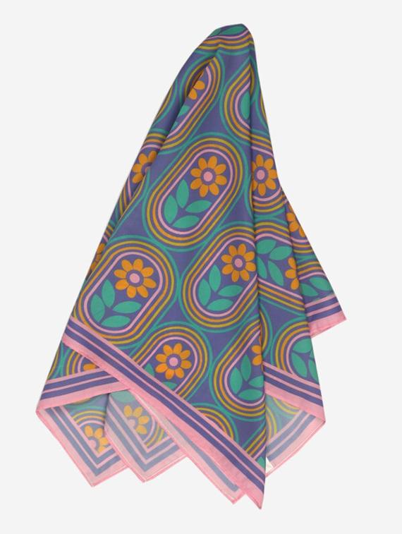 women printed scarf - 21263177 - Standard Image - 3