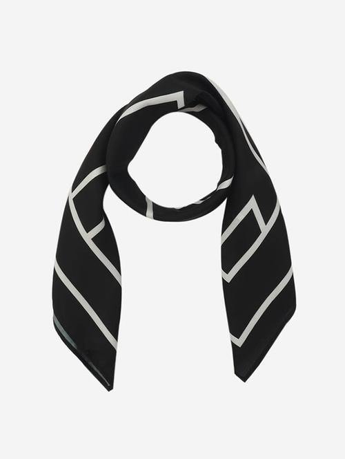 women printed scarf - 21263247 -  Standard Image - 0
