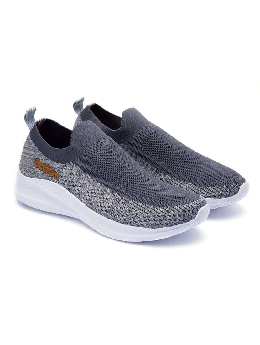 grey sport shoes