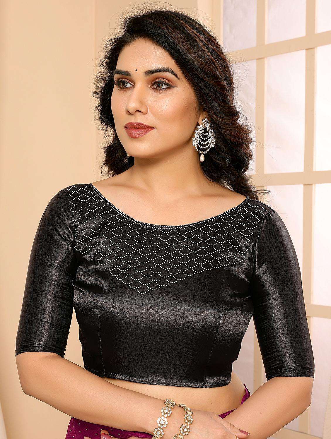 women embellished saree with blouse - 21270045 -  Standard Image - 3