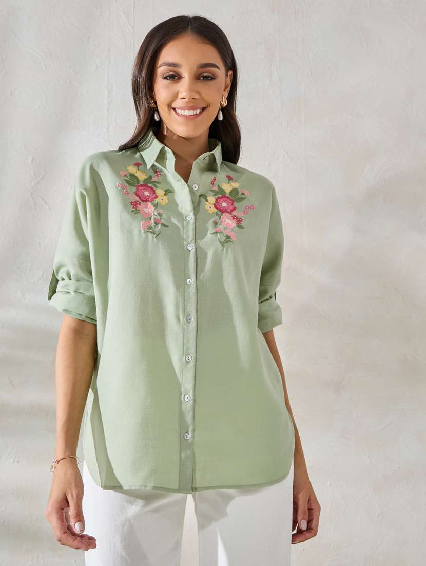 women green spread collar oversized shirt