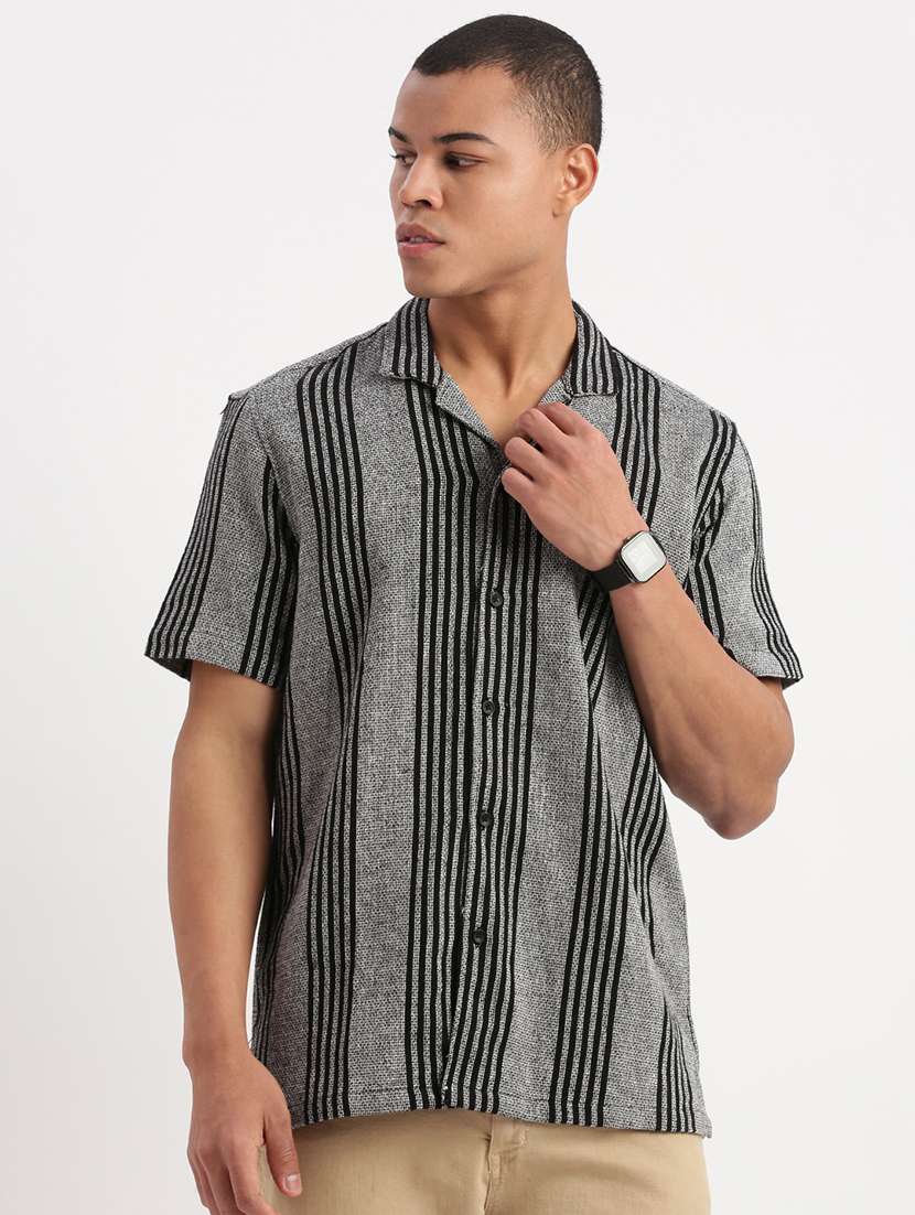 men striped casual shirt