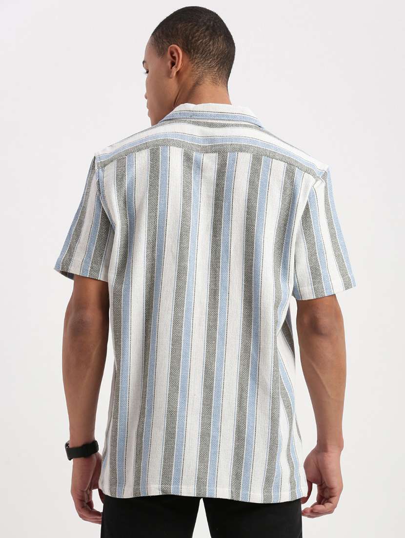 men striped casual shirt - 21277188 -  Standard Image - 3