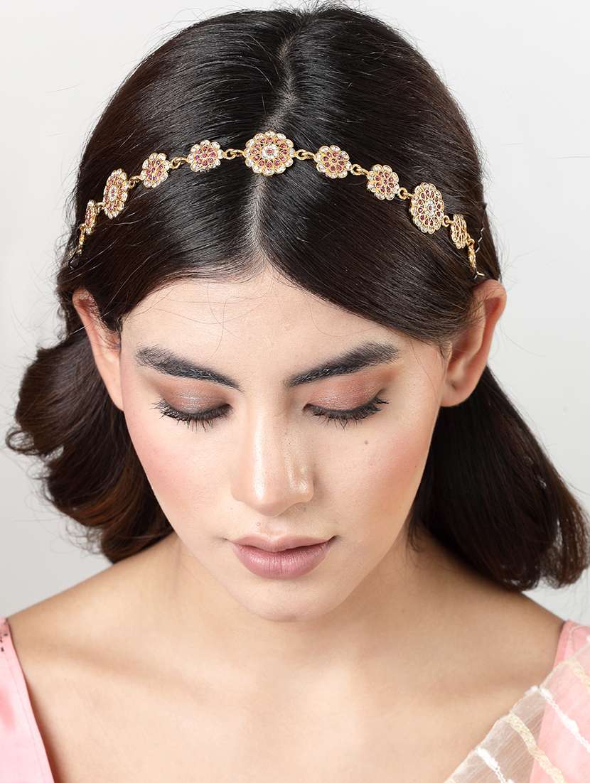gold metal maang teekas & passa - 21279533 -  Standard Image - 3
