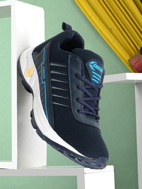 men lace up sports shoes - 21279731 - Standard Image - 0