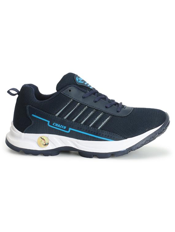 men lace up sports shoes - 21279731 - Standard Image - 3