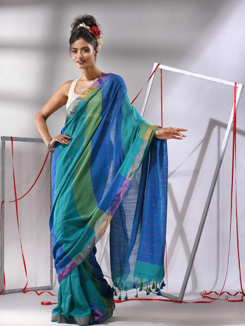 women self design handloom saree - 21281821 - Zoom Image - 0