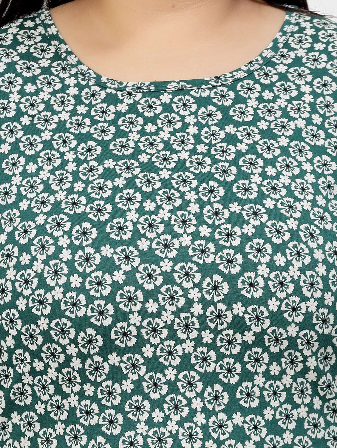 women plus size printed t-shirt - 21283312 -  Standard Image - 5