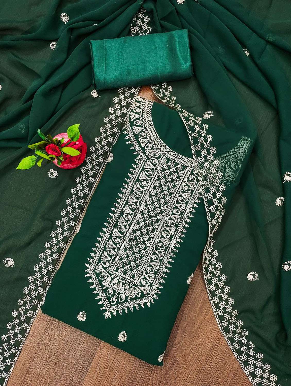 women embroidered unstitched suit set - 21284195 - Zoom Image - 0
