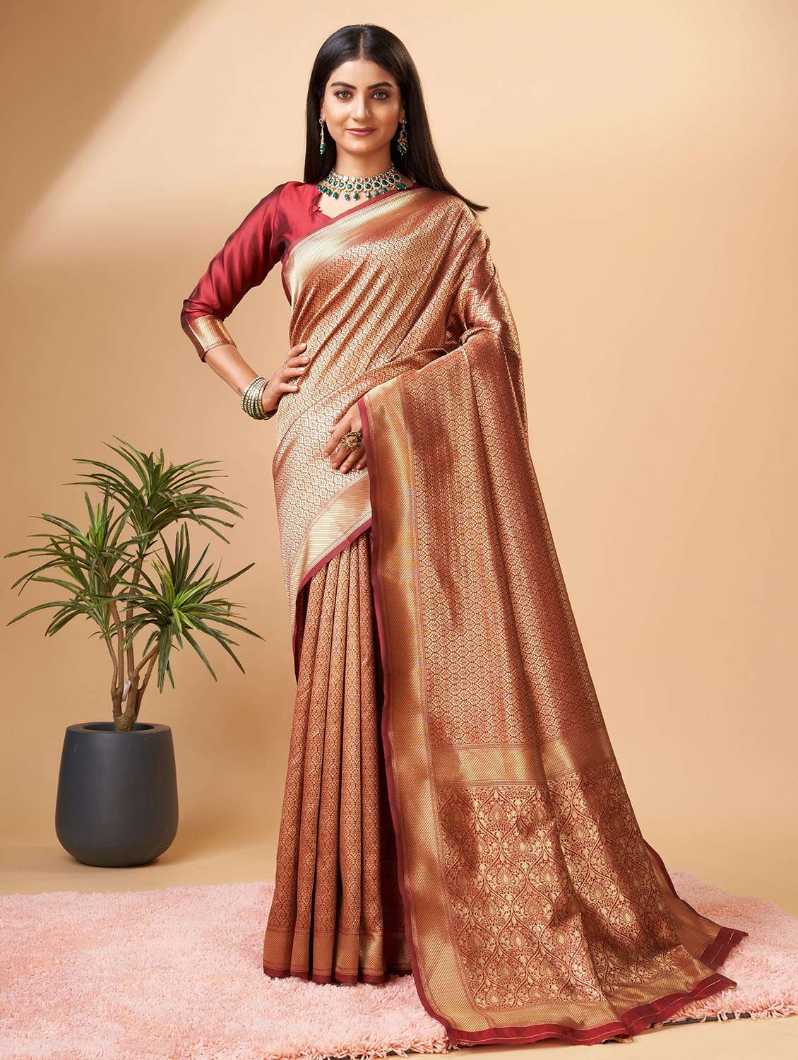 women zari work banarasi saree with blouse