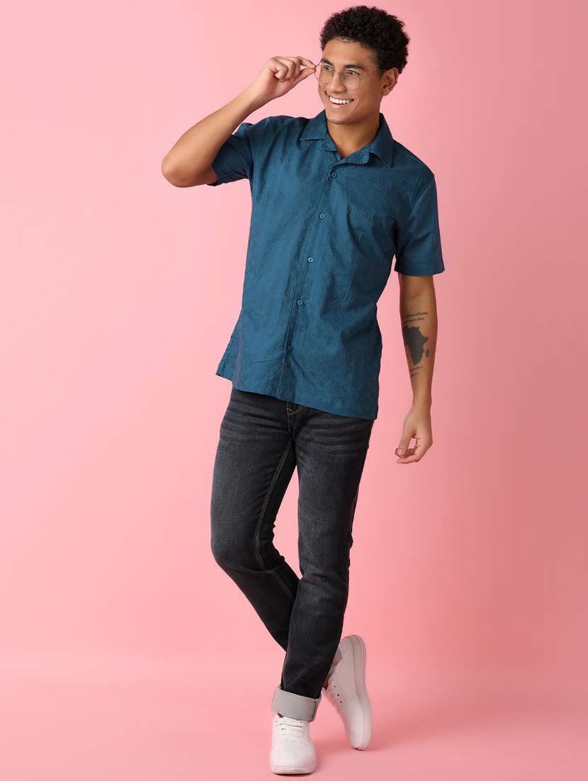 men short sleeves self design casual shirt - 21286928 -  Standard Image - 5