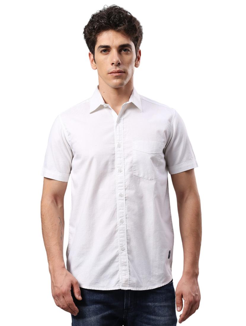 men collared neck short sleeves casual shirt - 21287396 - Zoom Image - 0