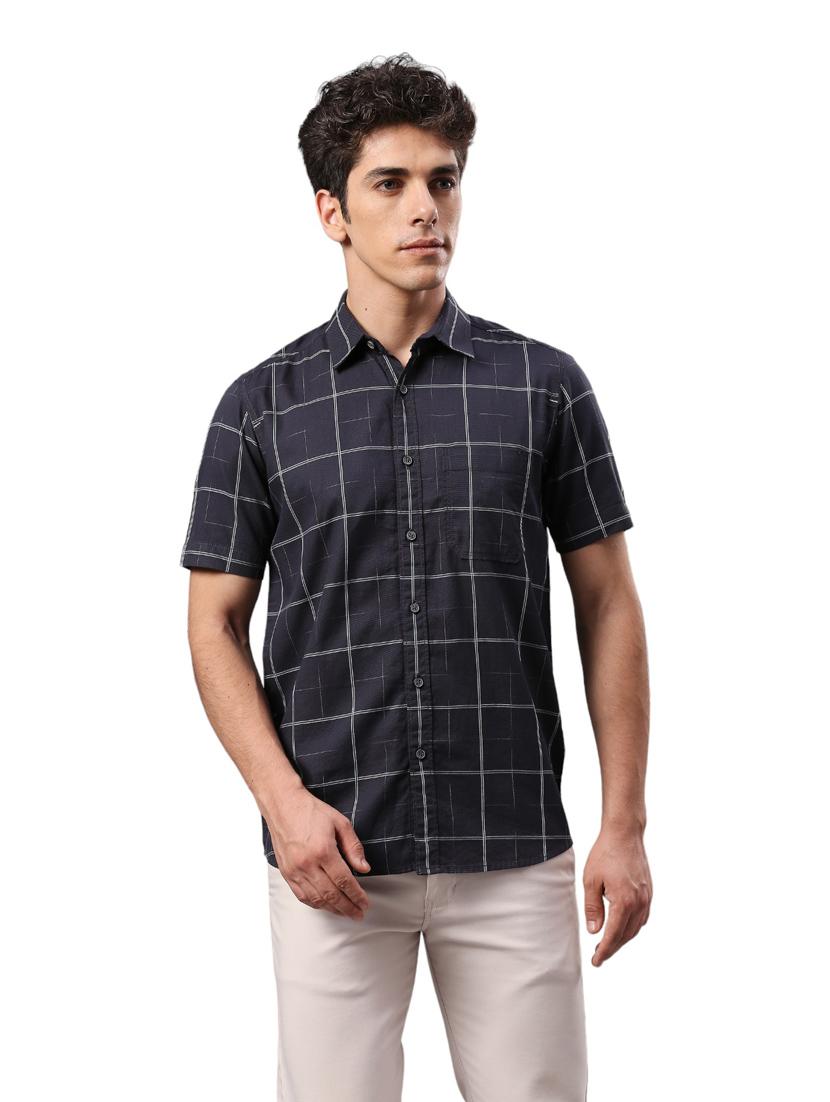 men collared neck short sleeves casual shirt - 21287410 - Zoom Image - 0