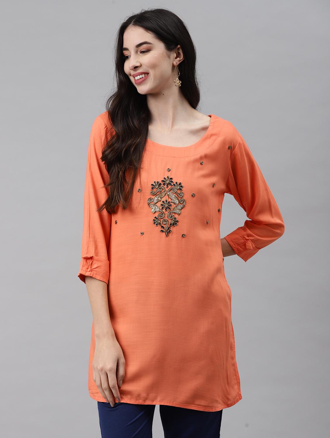 women three quarter sleeve straight kurti - 21288792 - Zoom Image - 0