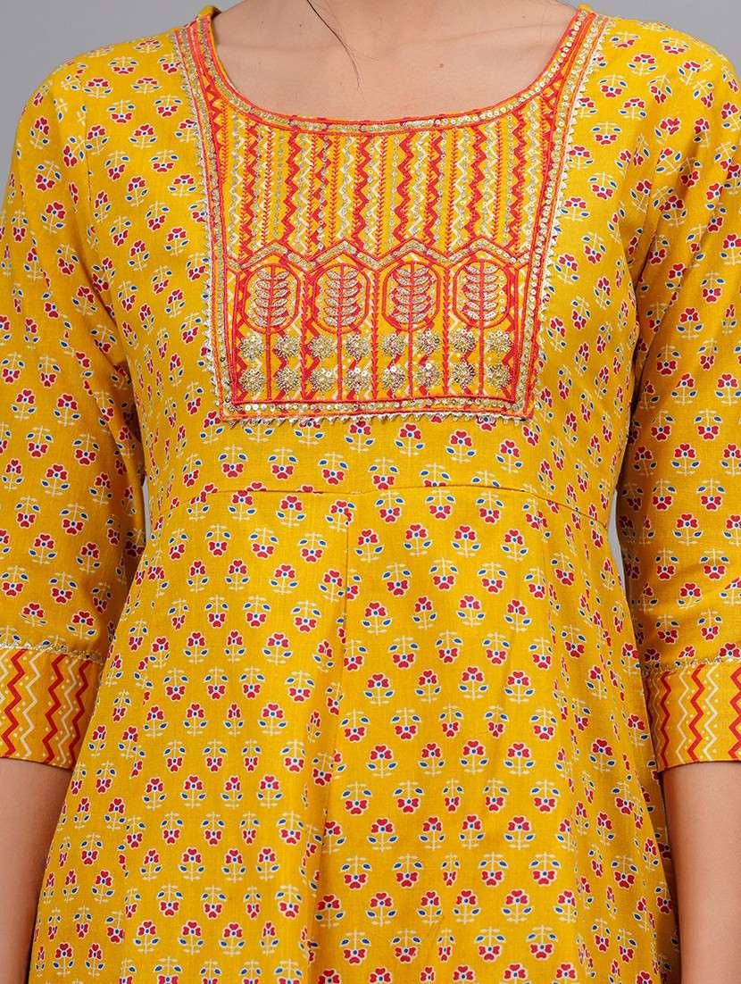 women three quarter sleeve kurta pant with dupatta set - 21288938 - Standard Image - 5