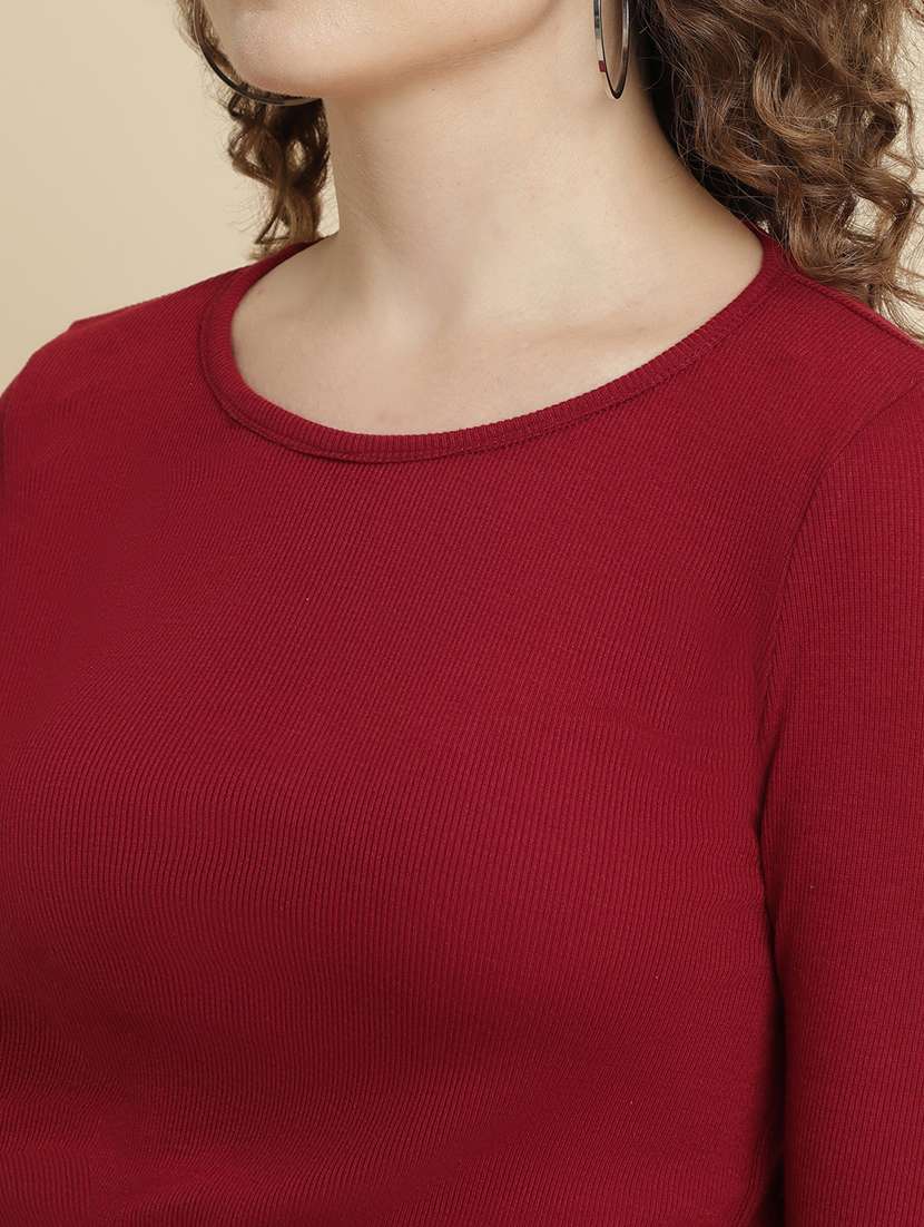 red cotton blend crop tshirt - 21290772 - Standard Image - 5