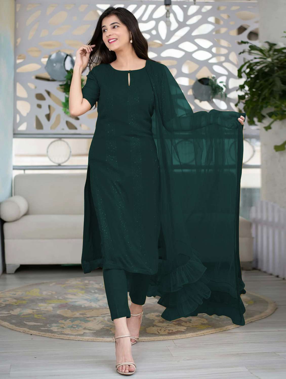 green self design suit set - 21291017 -  Standard Image - 3