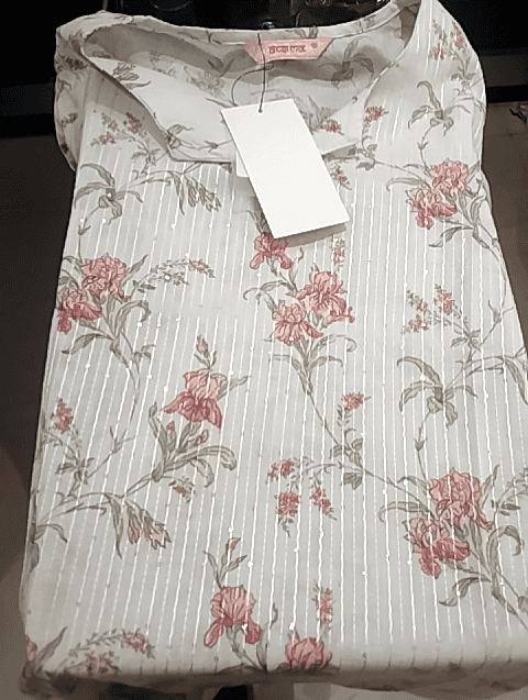 off white poly cotton kurta - 21292281 - Zoom Image - 0